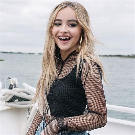 sabrina carpenter breasts|Sabrina Carpenters Height, Weight, Bio,。